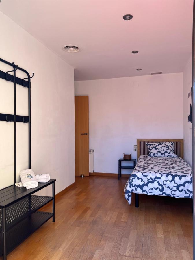 サント・フェリウ・デ・リュブラガート Casa Neus, Casa Cerca De Barcelonaヴィラ エクステリア 写真