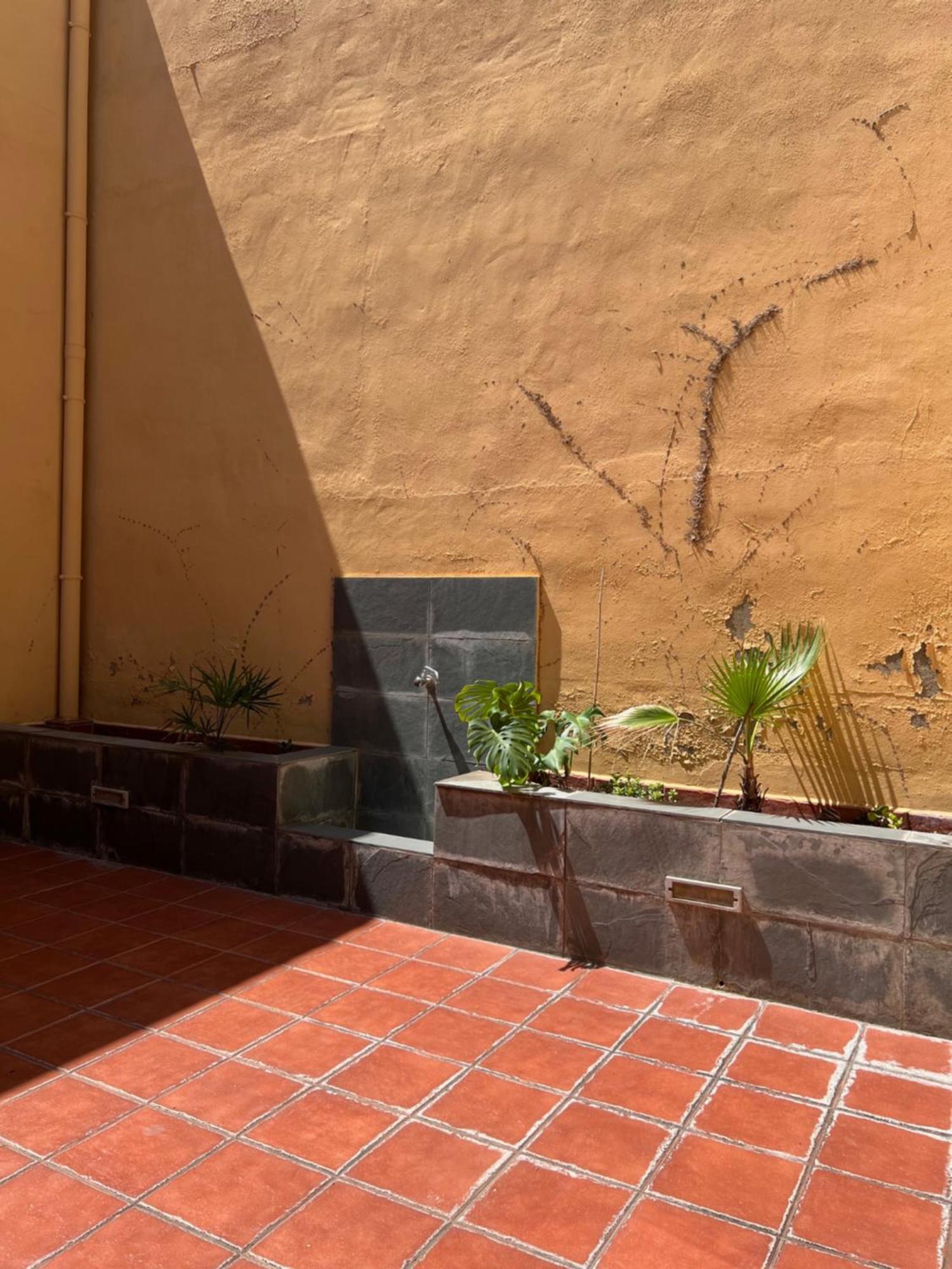 サント・フェリウ・デ・リュブラガート Casa Neus, Casa Cerca De Barcelonaヴィラ エクステリア 写真